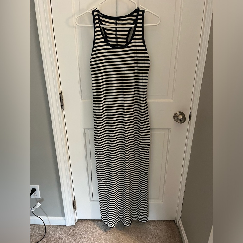 Women’s Pact dress